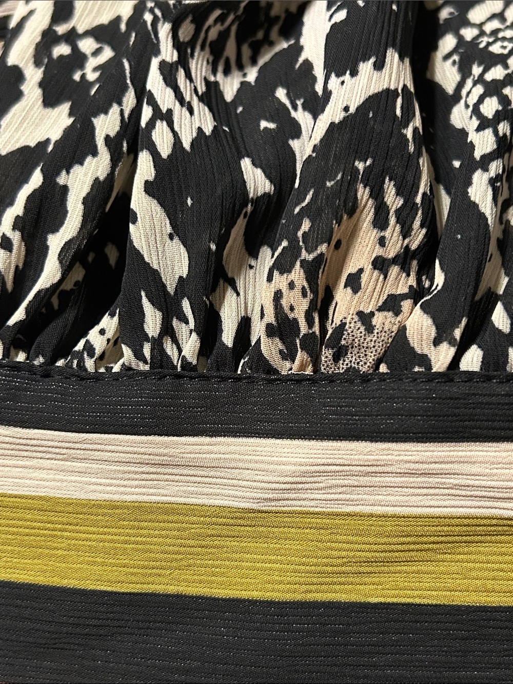 🎼Worthington Snake-Print Tie-Neck Blouse in Black and Cream striped size XXL GUC - Picture 11 of 11